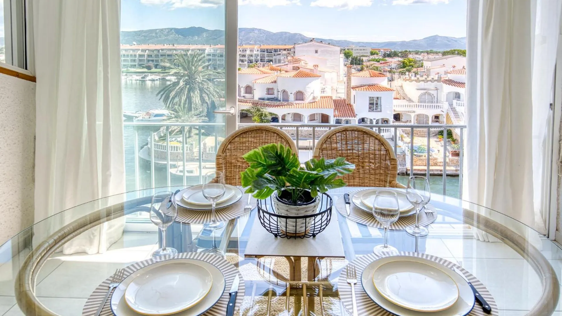 Apartment Sant Maurici-28 By Interhome Empuriabrava